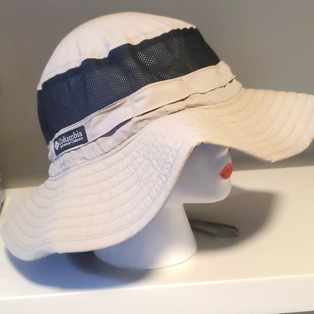 Columbia bucket hat